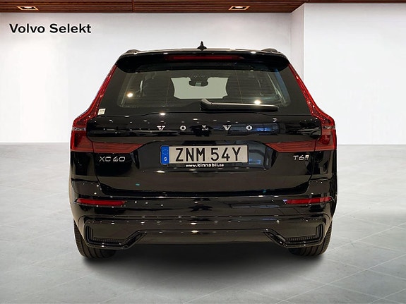 Volvo XC60 7 of 14
