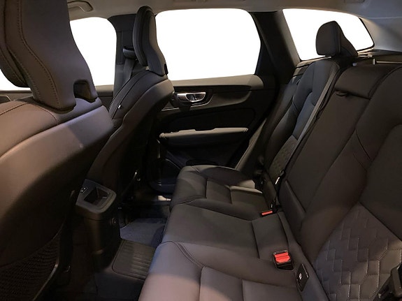 Volvo XC60 6 of 14