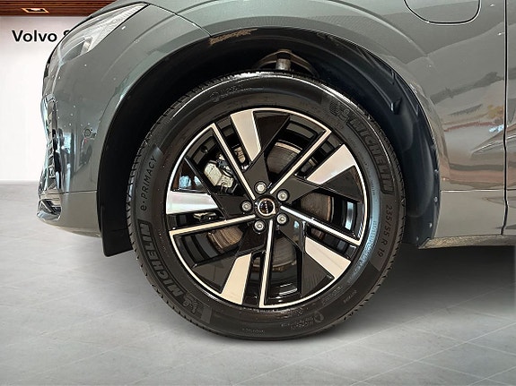 Volvo XC60 9 of 14