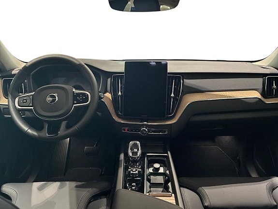 Volvo XC60 5 of 14