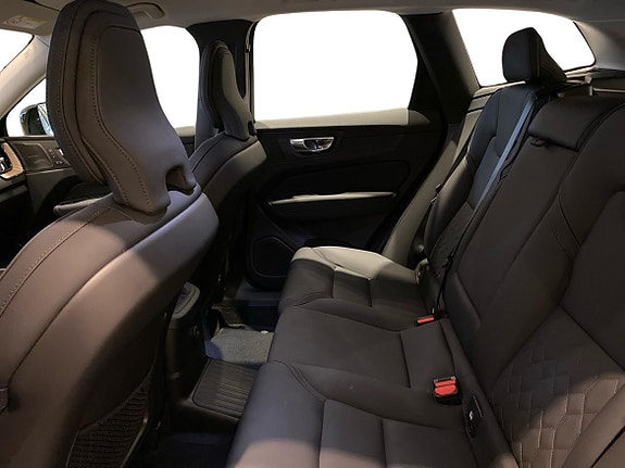 Volvo XC60 6 of 14