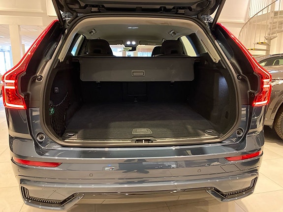 Volvo XC60 13 of 14