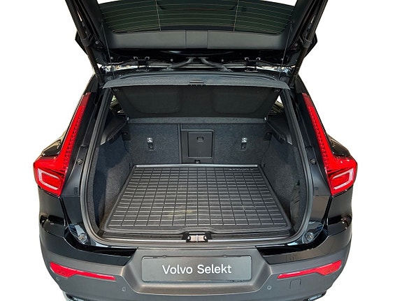 Volvo XC40 13 of 15