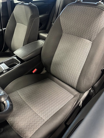 Opel Insignia 8 of 9