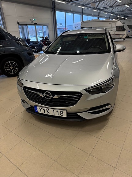 Opel Insignia 6 of 9
