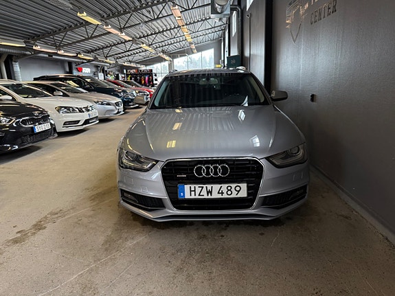 Audi A4 4 of 5