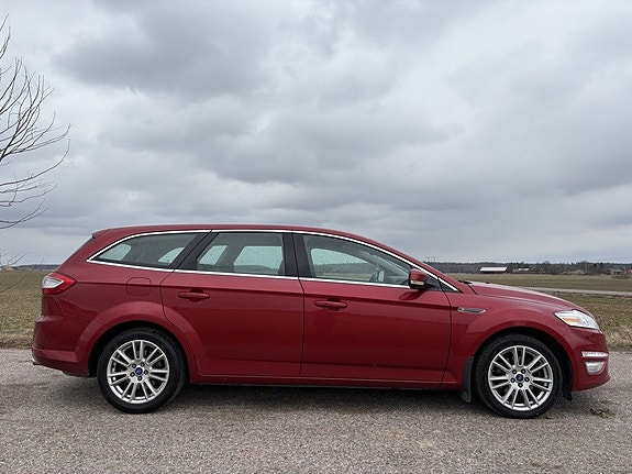 Ford Mondeo 4 of 5