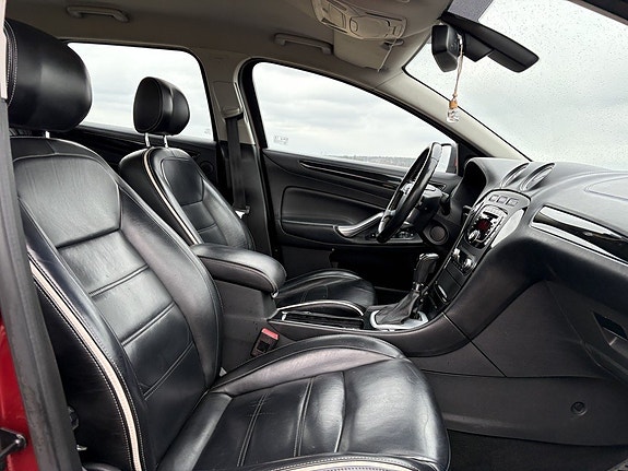 Ford Mondeo 8 of 19