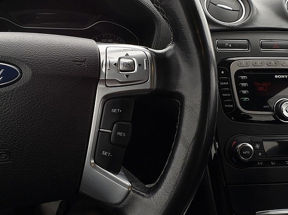 Ford Mondeo 19 of 19