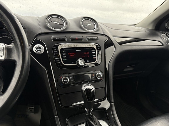 Ford Mondeo 17 of 19