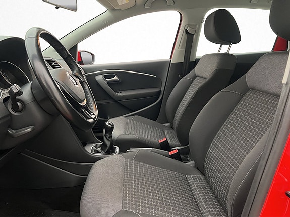 Volkswagen Polo 9 of 24