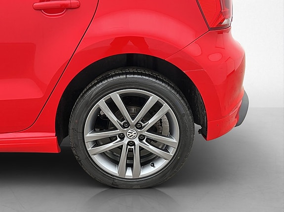 Volkswagen Polo 21 of 24
