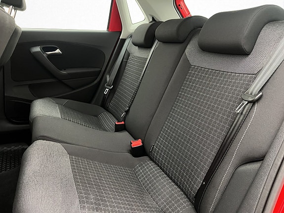 Volkswagen Polo 18 of 24