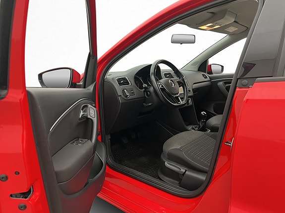 Volkswagen Polo 8 of 24