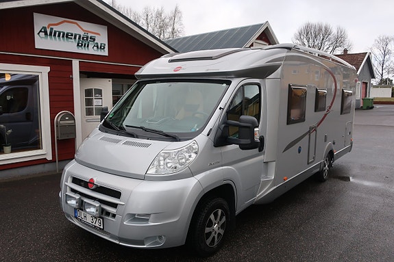 Bürstner Lördag 10-12 Solano 729 /Långbädd/Aut/MKT UTR/ Välskött