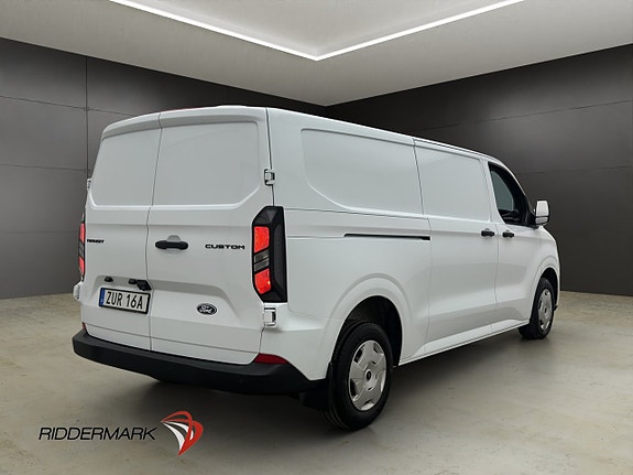 Ford Transit Custom 8 of 27