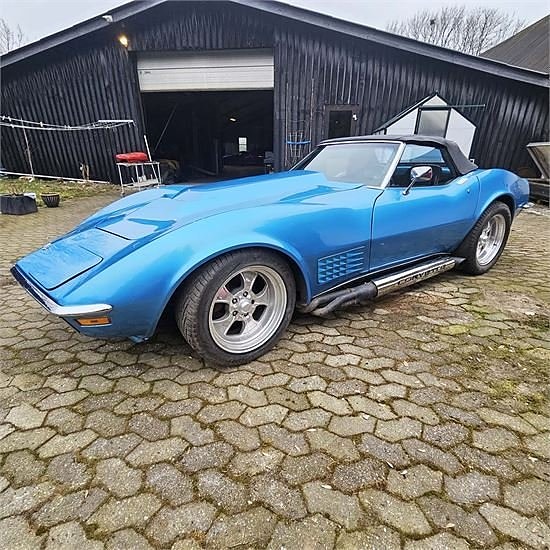 Chevrolet Corvette V8 - Classic car