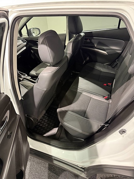 Suzuki S-Cross 12 of 15