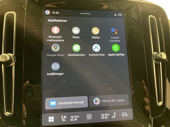 Volvo XC40 13 of 13