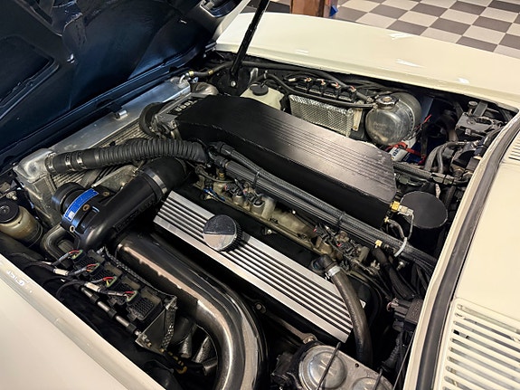 Chevrolet Corvette 24 of 30