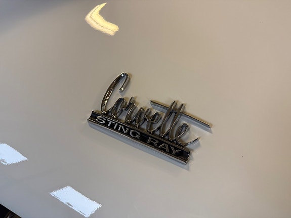 Chevrolet Corvette 19 of 30