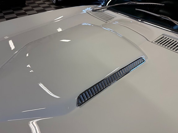 Chevrolet Corvette 20 of 30