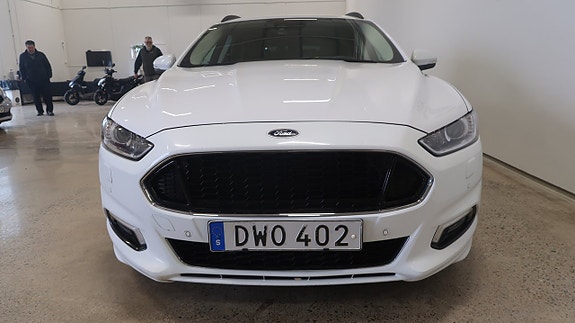Ford Mondeo 9 of 17