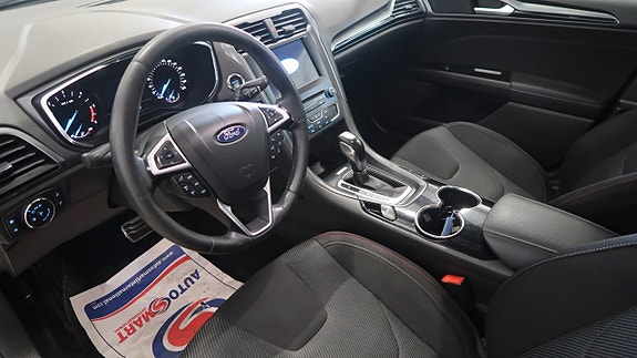 Ford Mondeo 10 of 17