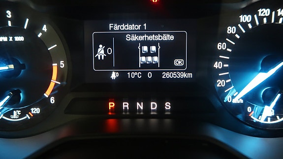 Ford Mondeo 14 of 17