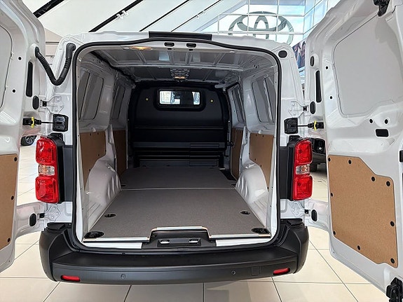 Toyota Proace 10 of 15