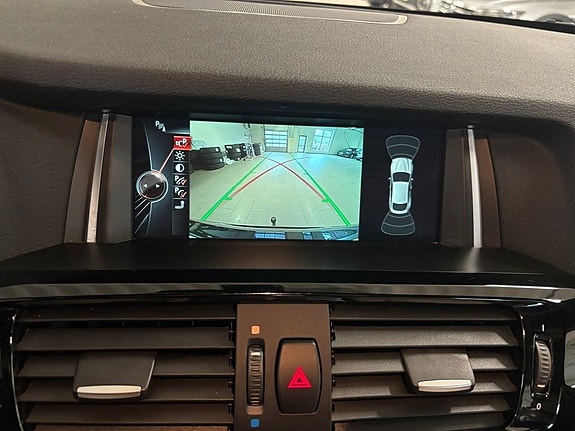 BMW X4 9 of 15