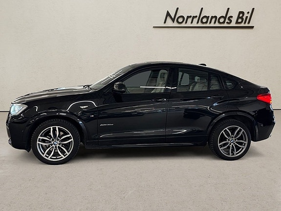 BMW X4 2 of 5