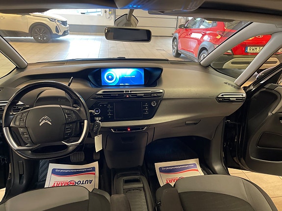 Citroen Grand C4 Picasso 7 of 9
