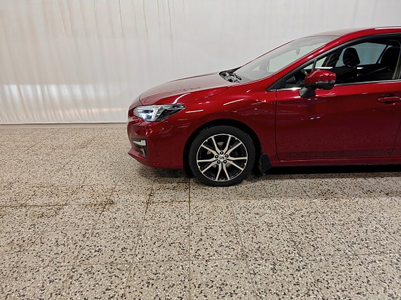 Subaru Impreza 2 of 5