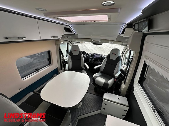 Pilote V630G 140hk Automat Dubbelbädd RÄNTA 4,95% 4 of 22