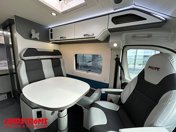 Pilote V630G 140hk Automat Dubbelbädd RÄNTA 4,95% 6 of 22