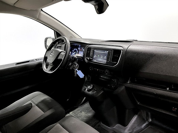 Opel Vivaro 13 of 15