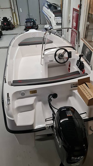 Hr 460 Fishing med Suzuki DF 50 2026 2 of 7