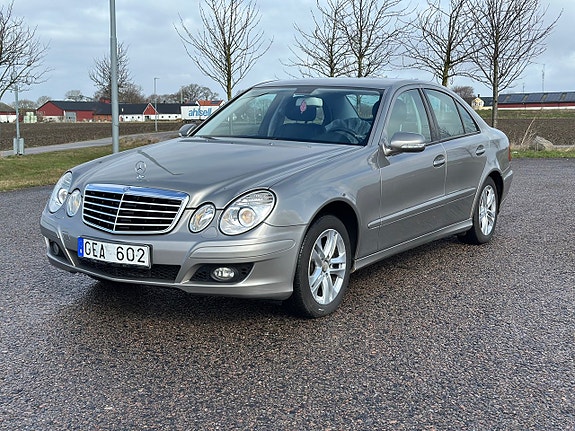 Mercedes-Benz E200