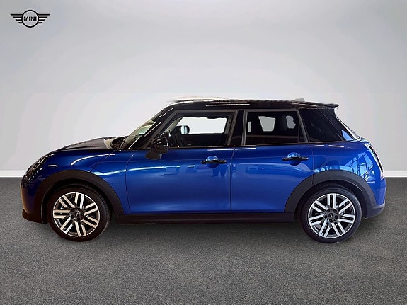 MINI Cooper S 3 of 5
