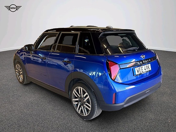 MINI Cooper S 5 of 5