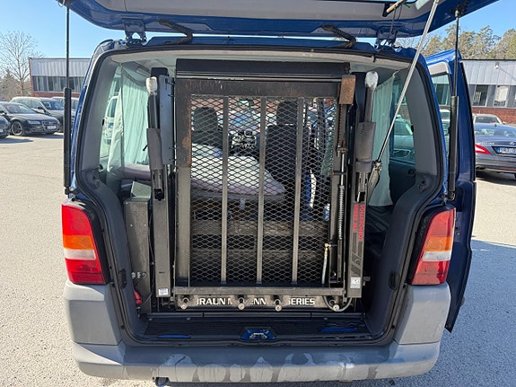 Mercedes-Benz Vito 113 8 of 15