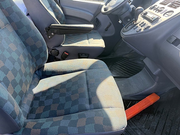 Mercedes-Benz Vito 113 12 of 15