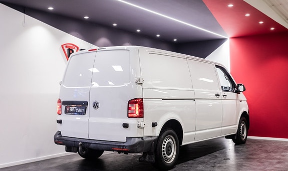 Volkswagen Transporter 6 of 9