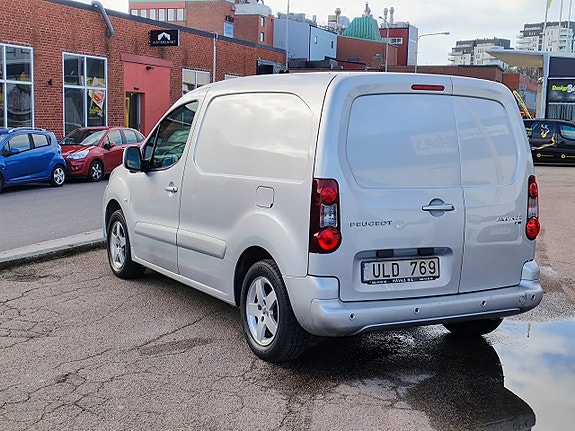 Peugeot Partner 8 of 13