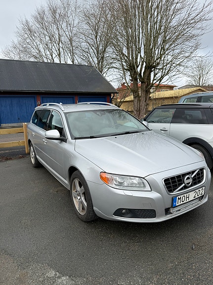 Volvo V70 9 of 21