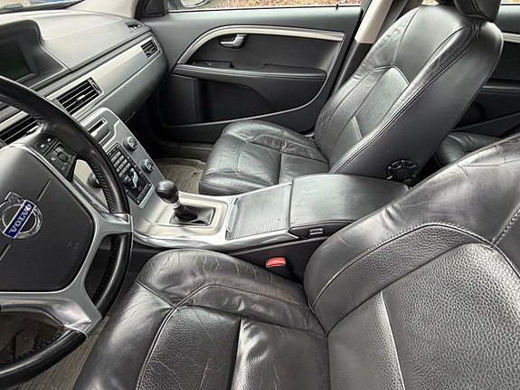 Volvo V70 18 of 21
