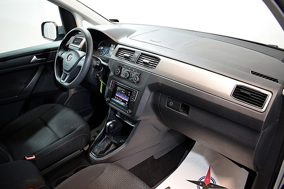 Volkswagen Caddy Maxi 14 of 19