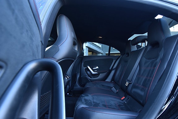 Mercedes-Benz CLA180 12 of 25