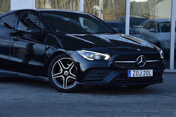 Mercedes-Benz CLA180 3 of 5